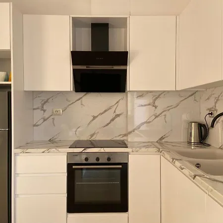 Nora Apartment