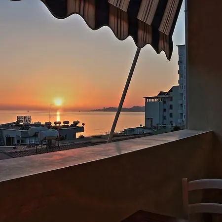 Nora Δυρράχιο
